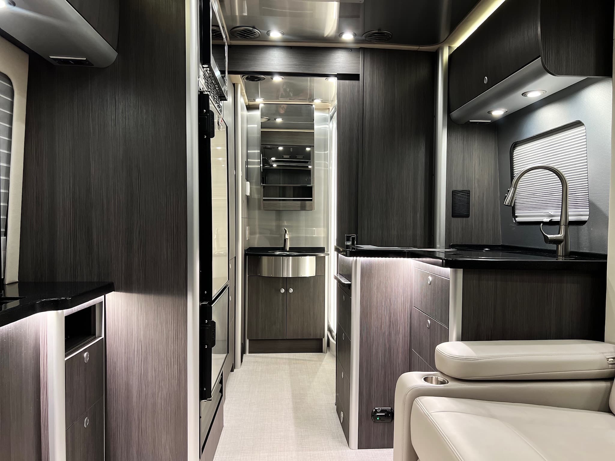 Airstream gallery image 12