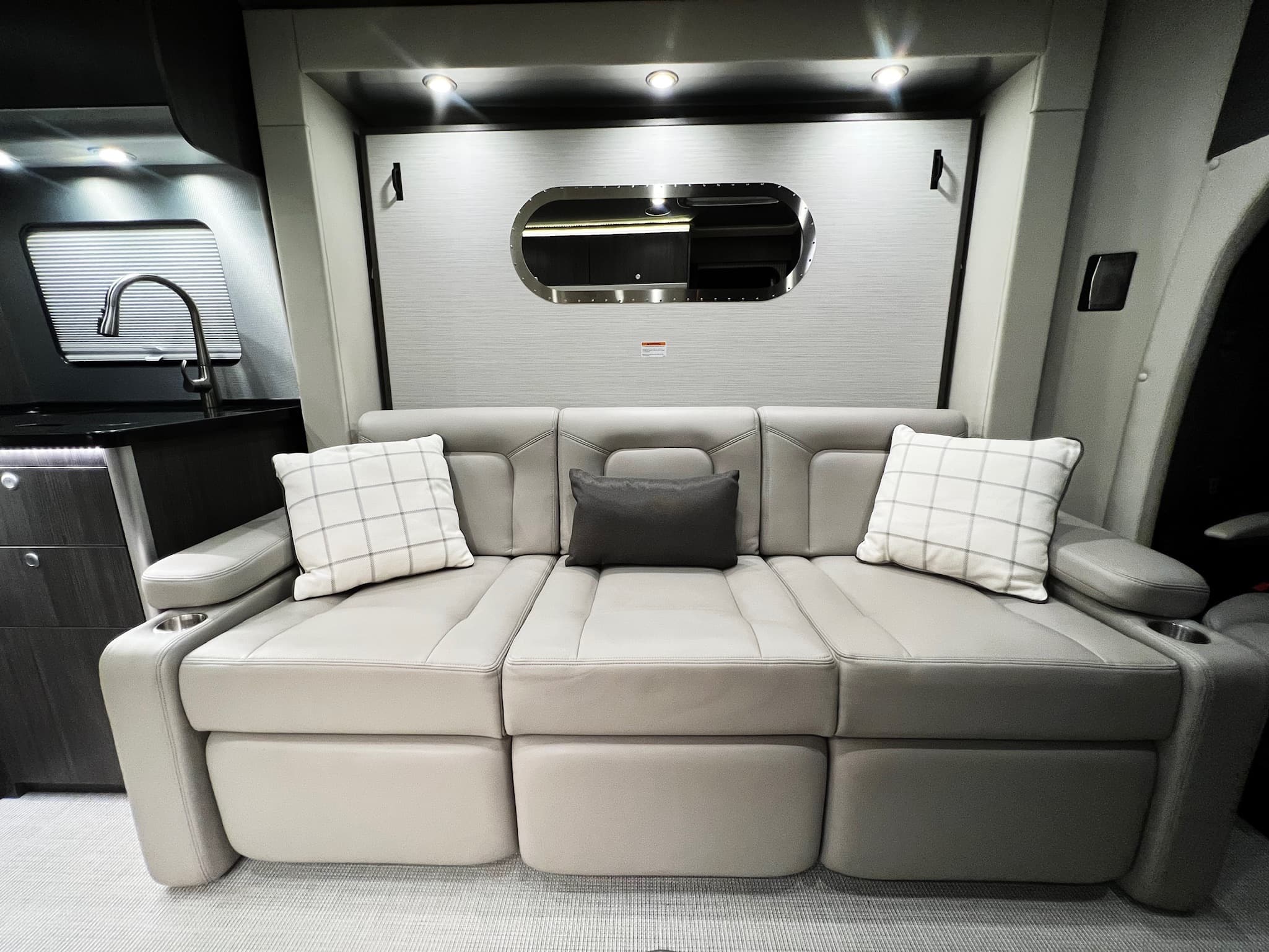 Airstream gallery image 15