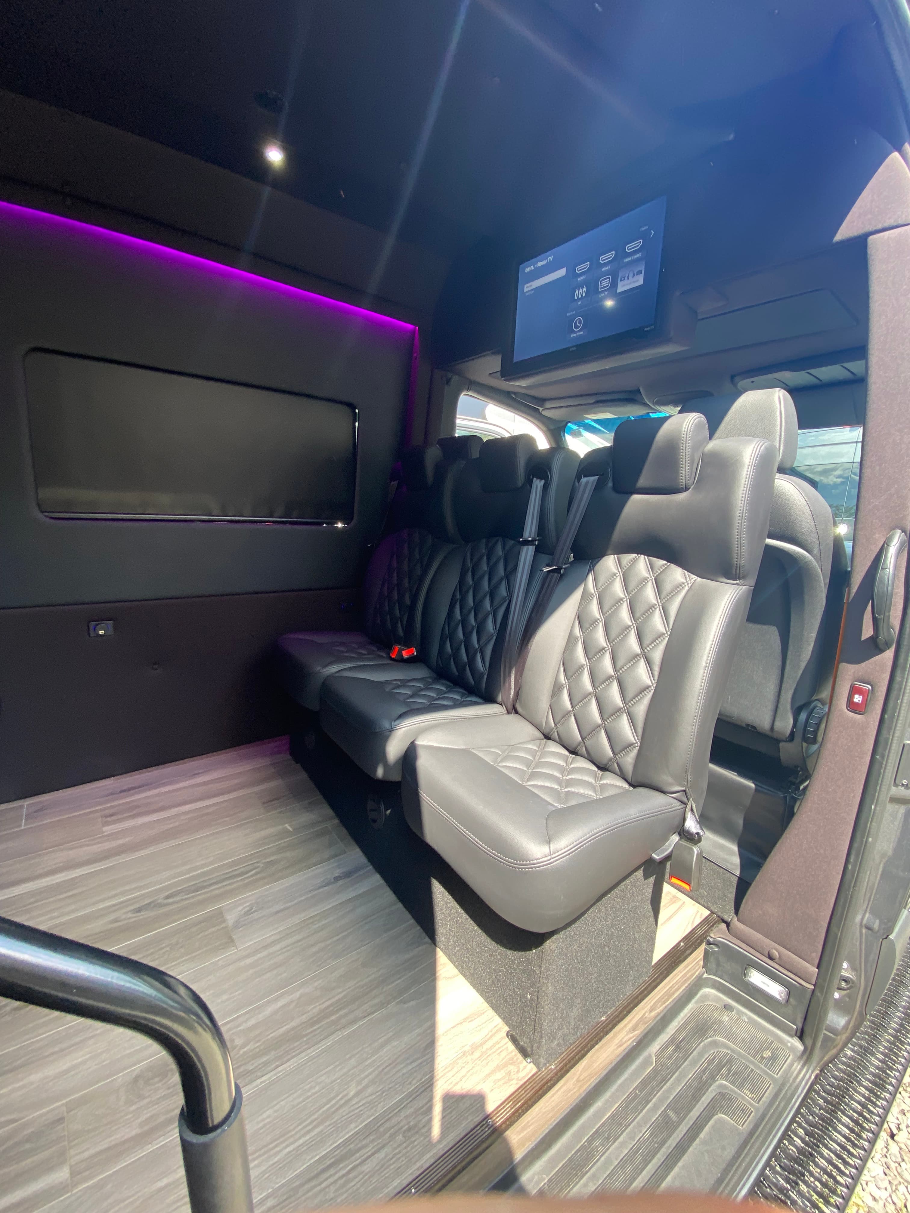 Midnight gallery image 6