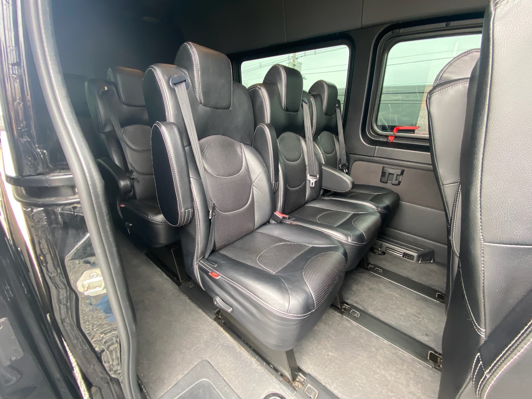 Onyx gallery image 14