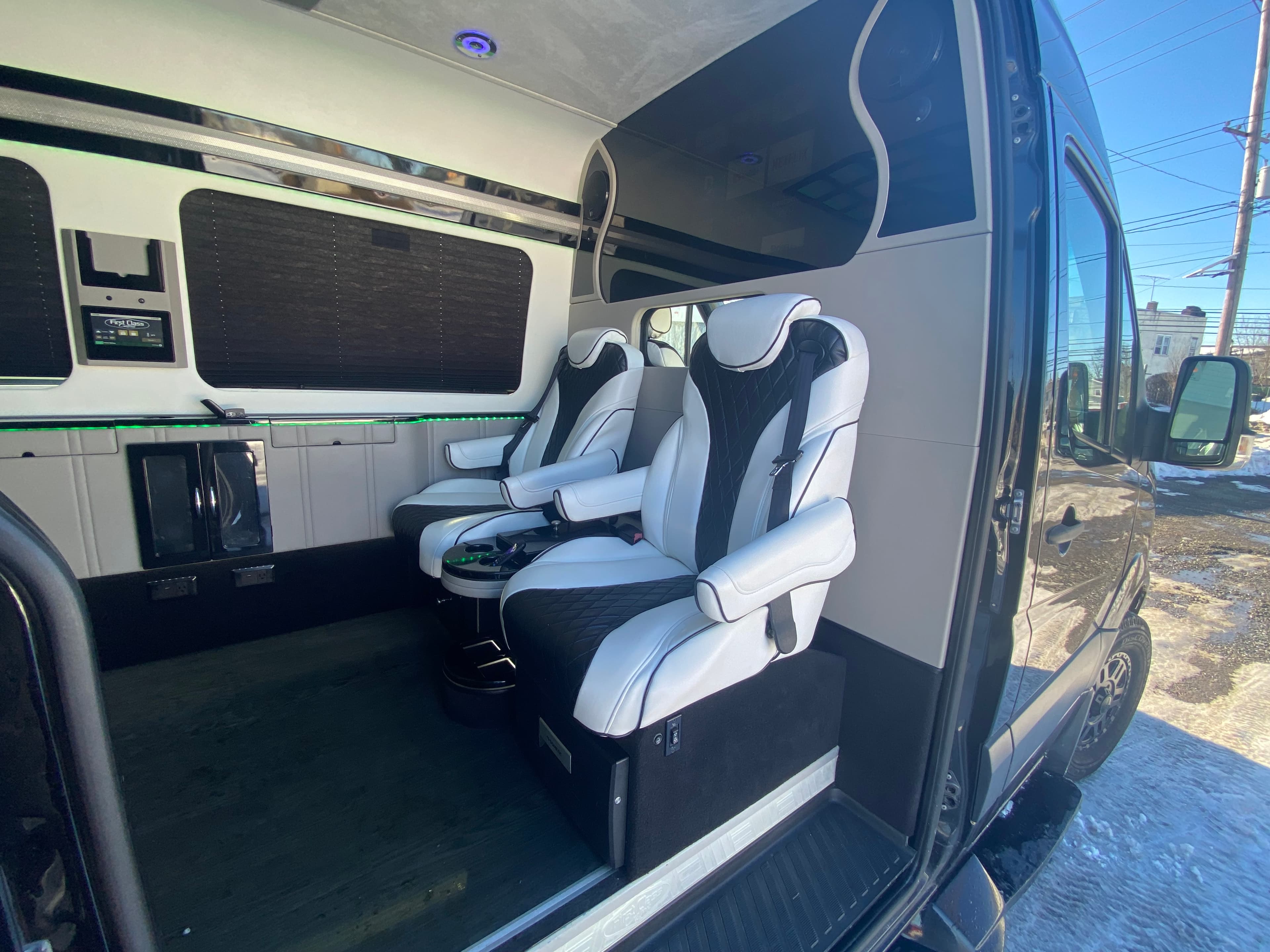 Remy gallery image 18